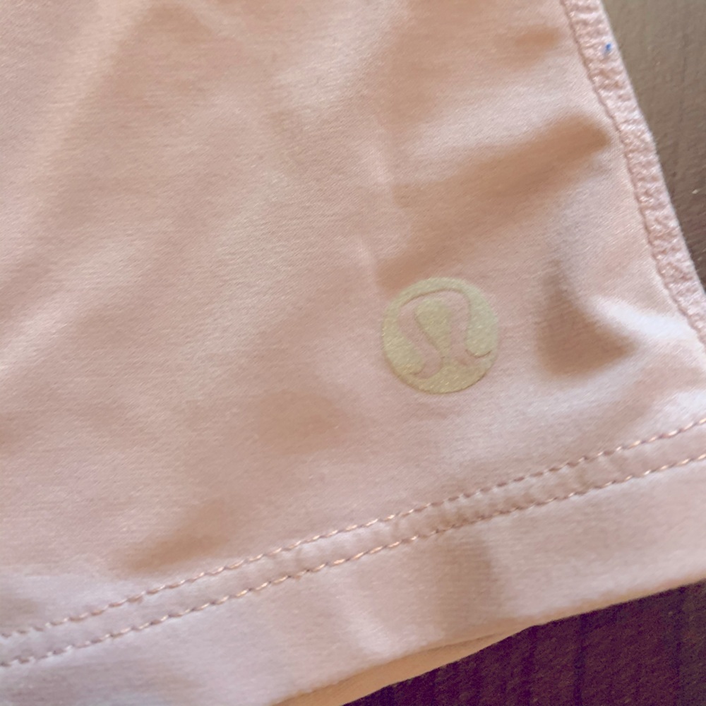 Lululemon T-shirt